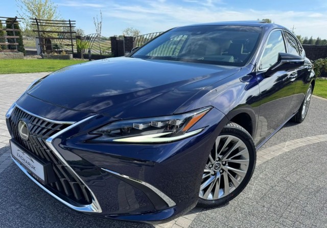 lexus