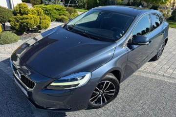 V40 1.5T2 AUTOMAT ! Led Serwis Zadbana Momentum 1-właśc Polecam