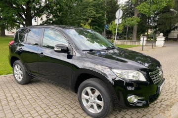 LIFT !!! 4x4 2.0 VVTi Dymanic AWD Zadbana Serwis 1-Właśc Polecam !