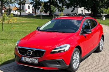 Lift ! V40 Cross Country 2.0D3 LED 150pk Zadbane Serwis Polecam!